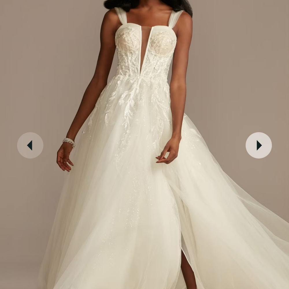 David's Bridal Galina Signature Elegant White Wedding Dress Style # MBSWG898